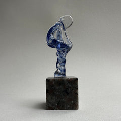 Margot Dermody glass sculpture